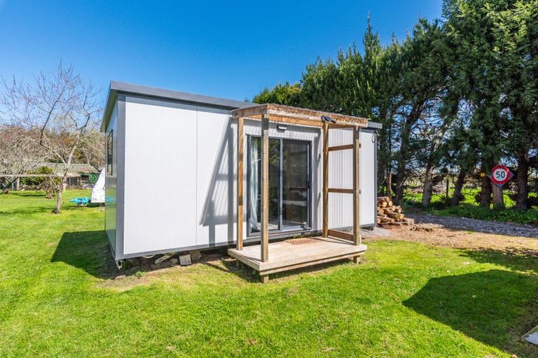 Photo of property in 35 Whelans Road, Levin, 5571