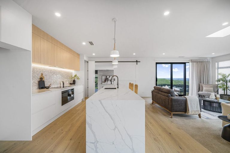 Photo of property in 198 Penruddock Rise, Westmorland, Christchurch, 8025