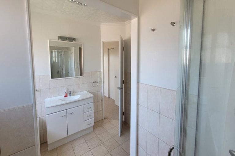 Photo of property in 1 Bandon Grove, Bell Block, New Plymouth, 4312