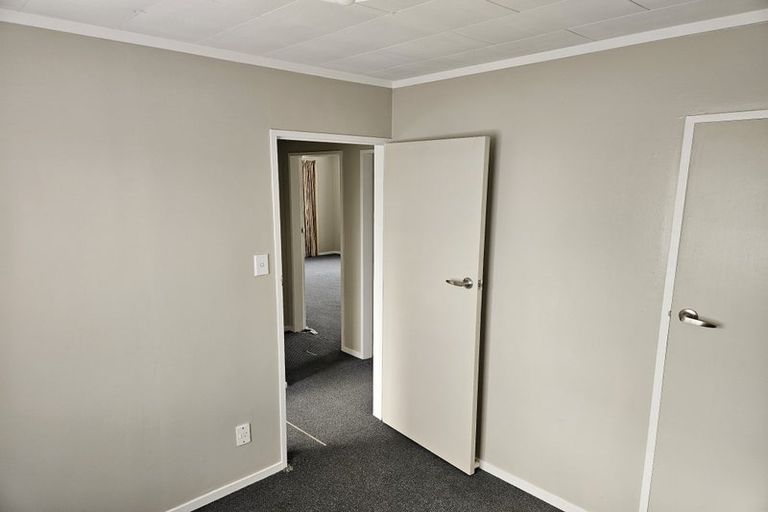 Photo of property in 1/51 Hartford Crescent, Totara Park, Upper Hutt, 5018