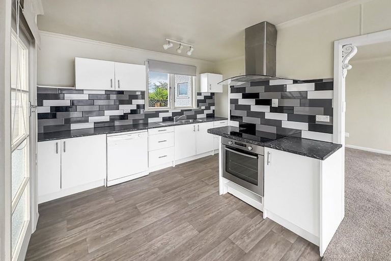 Photo of property in 36 Seabury Avenue, Foxton Beach, Foxton, 4815