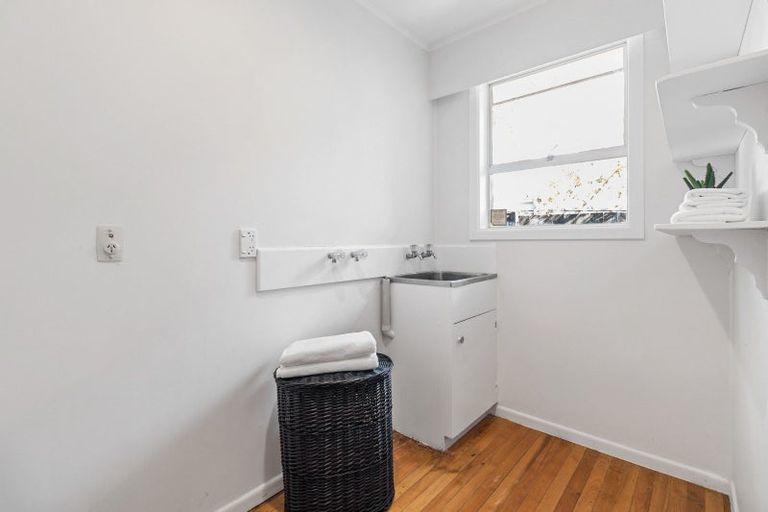 Photo of property in 24 Locarno Avenue, Sandringham, Auckland, 1025