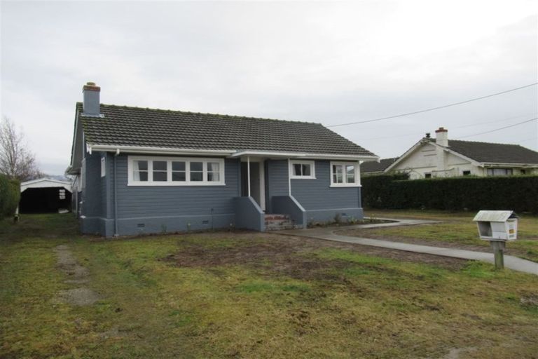 Photo of property in 14 Holmes Street, Waimate, 7924
