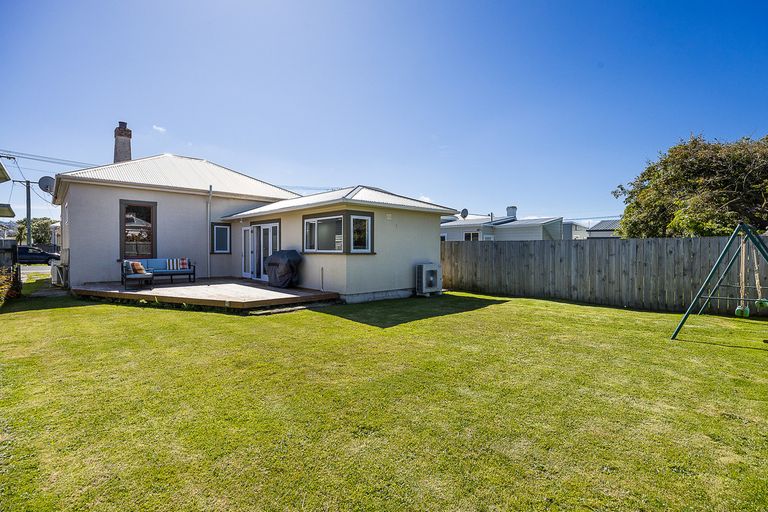 Photo of property in 55 Douglas Street, Saint Kilda, Dunedin, 9012
