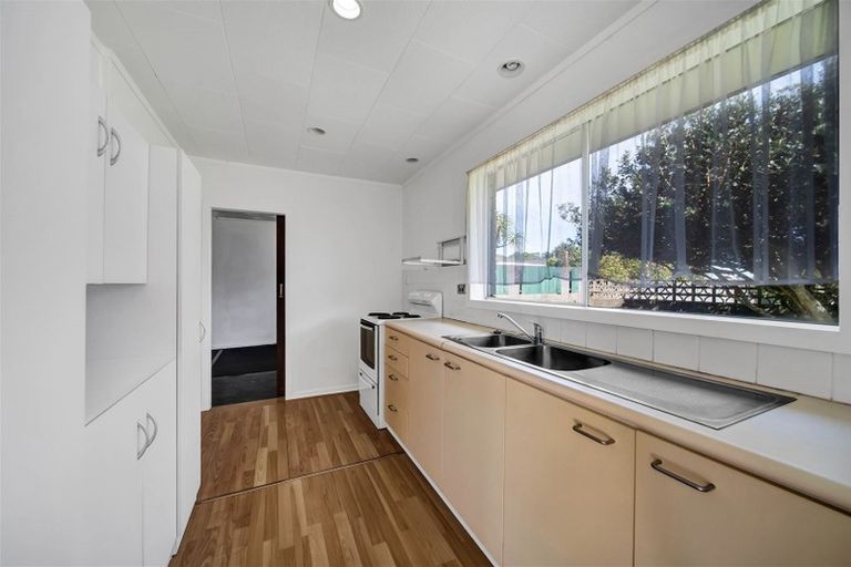 Photo of property in 219a Parklands Avenue, Bell Block, New Plymouth, 4312
