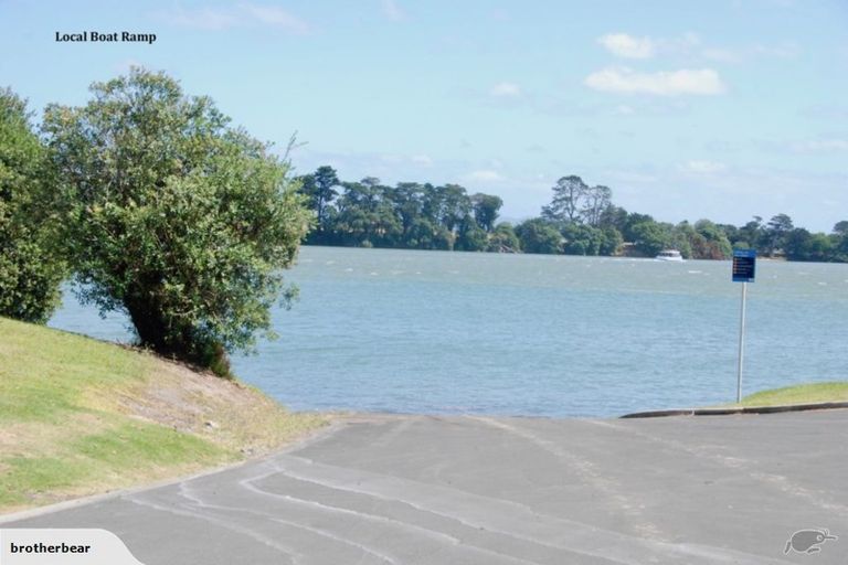 Photo of property in 4 Waimiri Road, Glenbrook, 2681