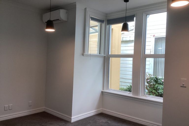 Photo of property in 2 Collina Terrace, Thorndon, Wellington, 6011