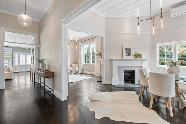 Photo of property in 1/2 Calliope Road, Devonport, Auckland, 0624