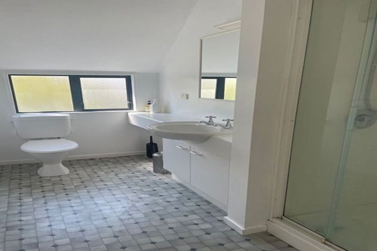 Photo of property in 144au3 Karori Road, Karori, Wellington, 6012