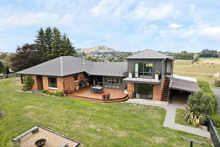 Photo of property in 27 Henry Street, Maori Hill, Dunedin, 9010