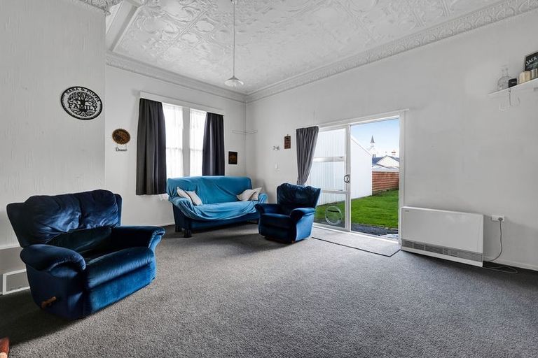 Photo of property in 30 Cambria Street, Hawera, 4610