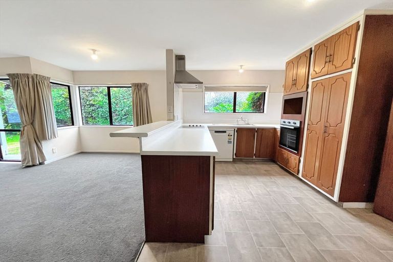 Photo of property in 40 Sayers Crescent, Ilam, Christchurch, 8041