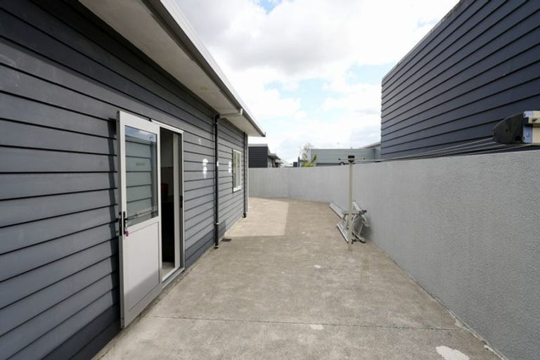 Photo of property in 27 Rosalie Terrace, Kelvin Grove, Palmerston North, 4414