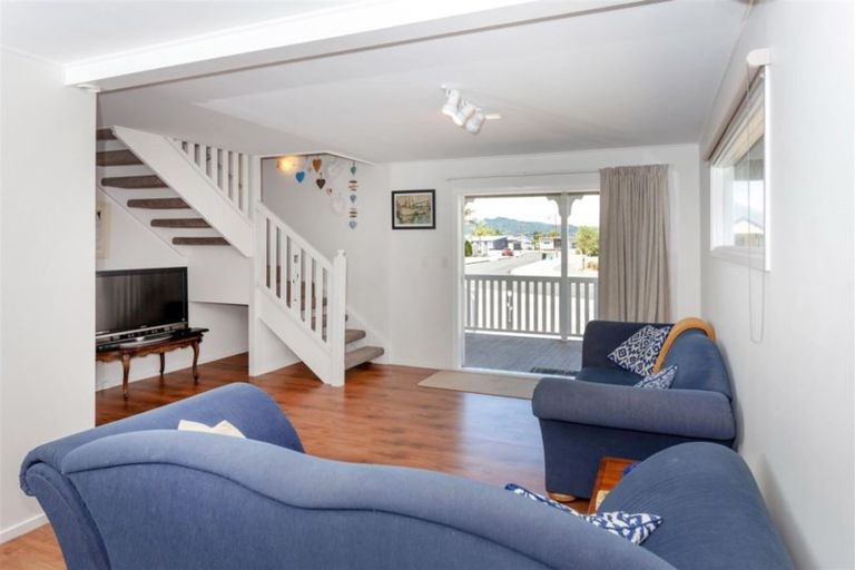 Photo of property in 17 Pipi Dune, Whitianga, 3510