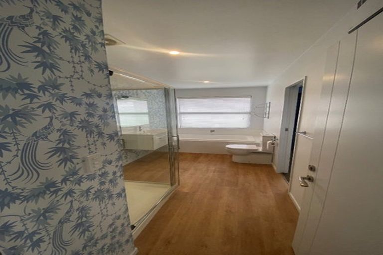 Photo of property in 30 Packard Crescent, Halswell, Christchurch, 8025