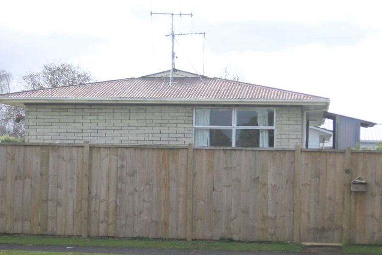 Photo of property in 16 Sherwood Drive, Pukete, Hamilton, 3200