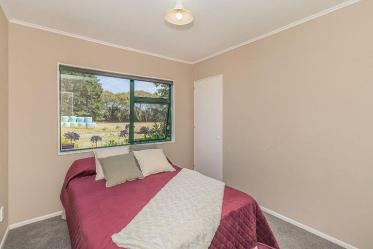 Photo of property in 358 Kimberley Road, Levin, 5571