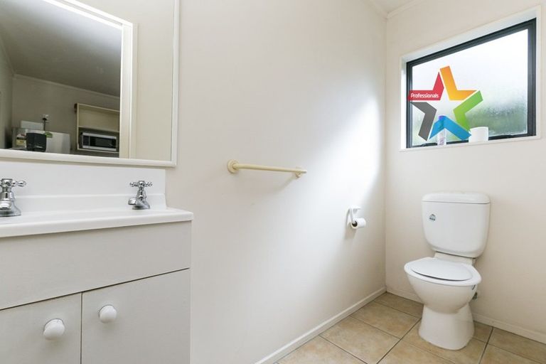 Photo of property in 4a Myrtle Crescent, Mount Cook, Wellington, 6021