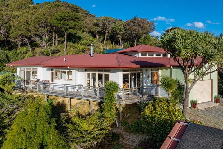 Photo of property in 19 St Omer Road, Saint Omer, Picton, 7282