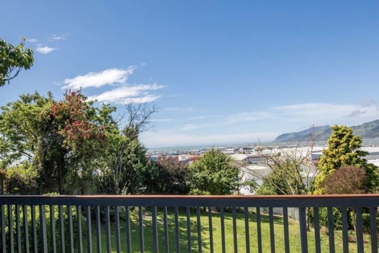 Photo of property in 1/34 Mount Pleasant Avenue, Beachville, Nelson, 7010