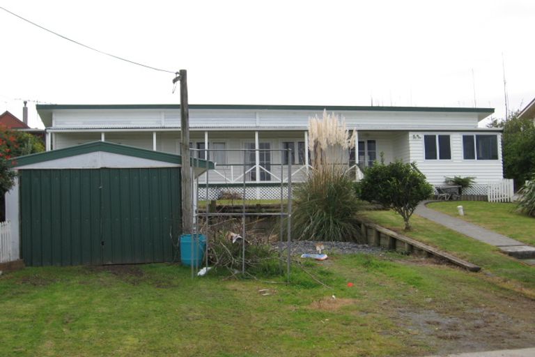 Photo of property in 16 Sea View Road, Leigh, 0985