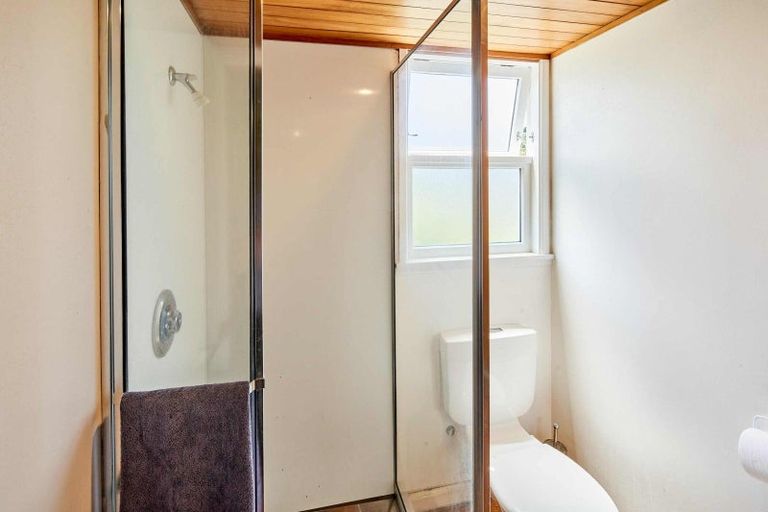 Photo of property in 42 Perth Street, Ngaio, Wellington, 6035