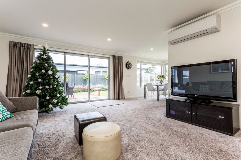 Photo of property in 22 Heathfield Drive, Mosgiel, 9024