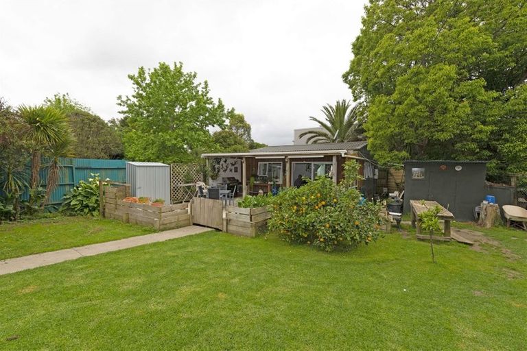 Photo of property in 14 Waimauku Station Road, Waimauku, 0812