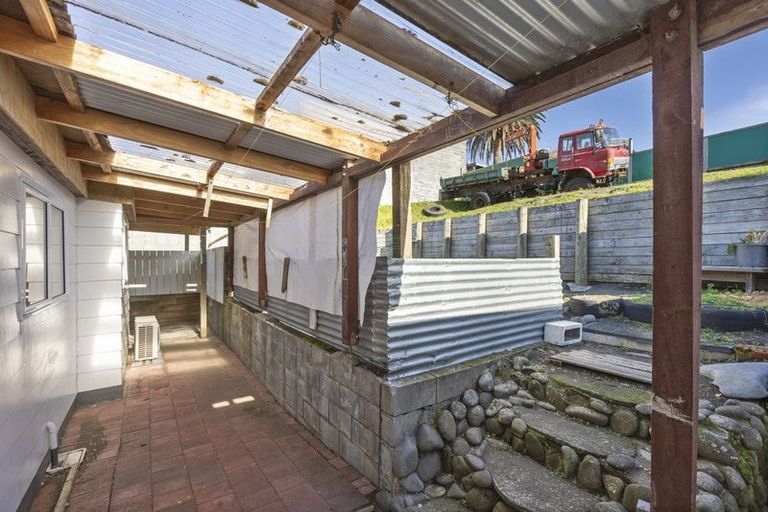 Photo of property in 32 Ngamotu Road, Moturoa, New Plymouth, 4310