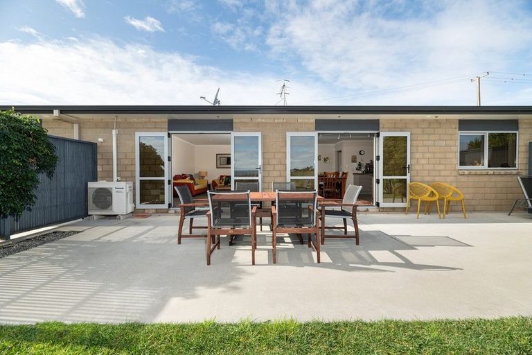 Photo of property in 112 Waikite Road, Welcome Bay, Tauranga, 3175