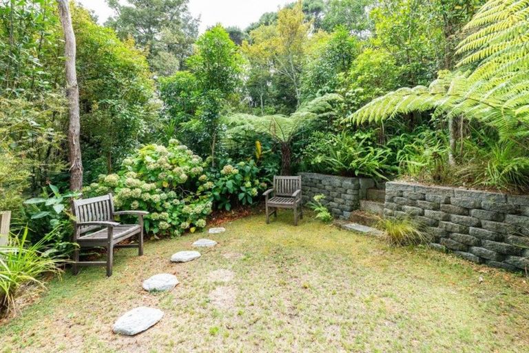 Photo of property in 9 Kauri Road, Birkenhead, Auckland, 0626