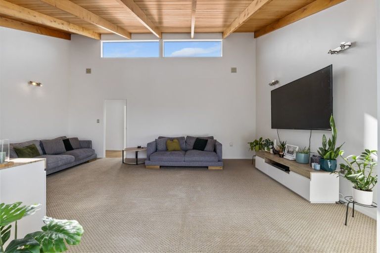 Photo of property in 12a Sycamore Grove, Lower Vogeltown, New Plymouth, 4310