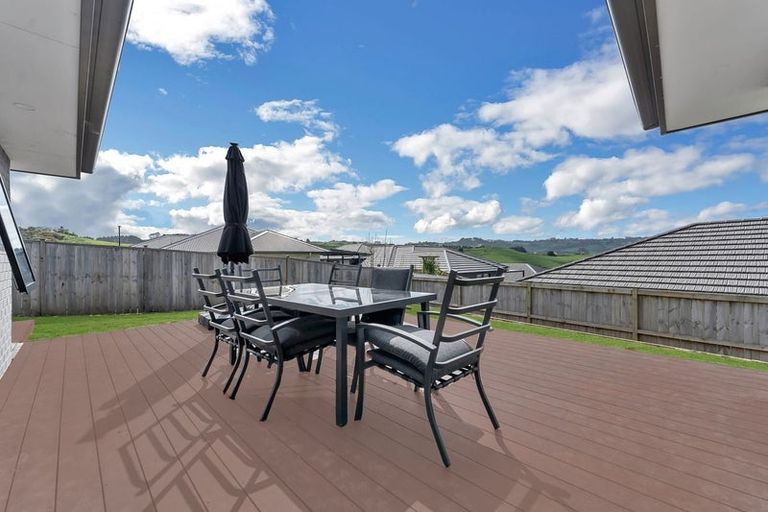 Photo of property in 8 Otto Lane, Pokeno, 2402