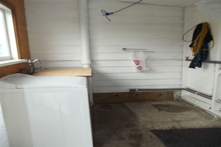 Photo of property in 24 Edward Street, Waimate, 7924