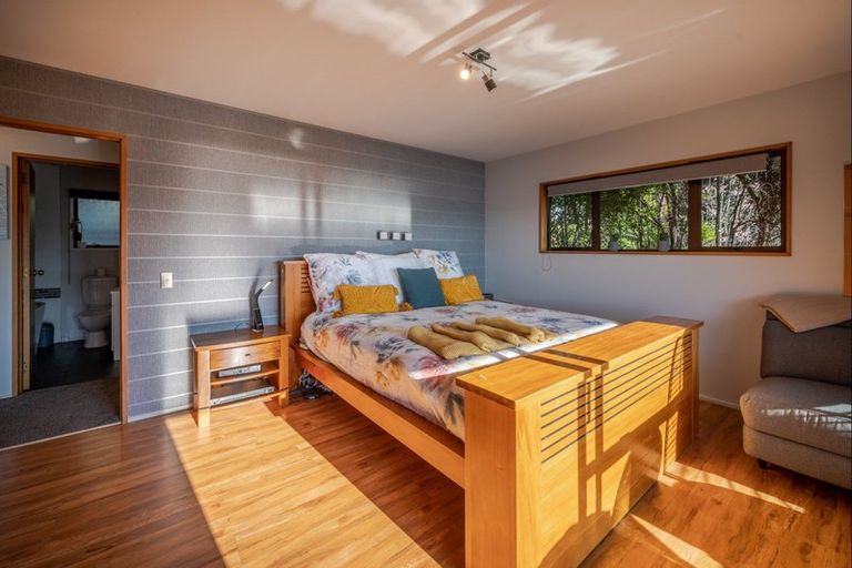 Photo of property in 40 Onuku Road, Akaroa, 7520