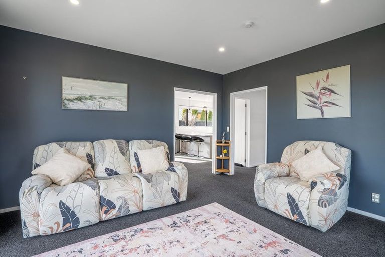 Photo of property in 93 Ledbury Drive, Rolleston, 7615