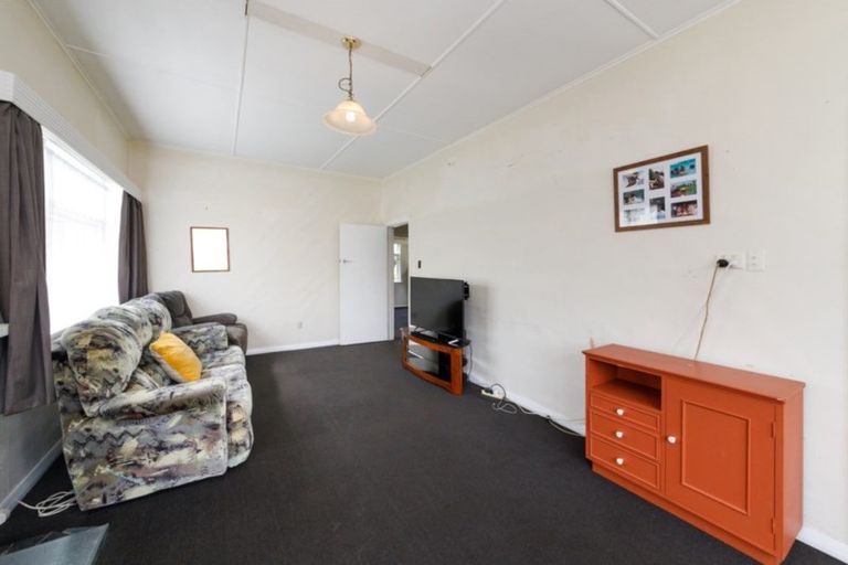 Photo of property in 9 Fagan Street, Bulls, 4818