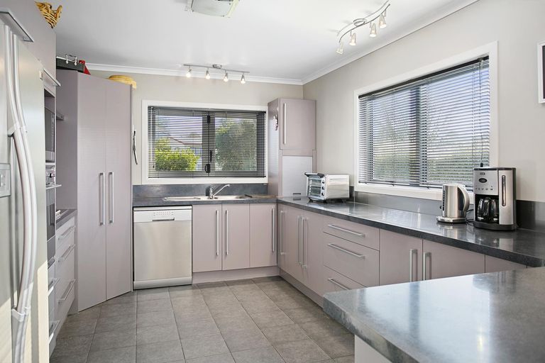 Photo of property in 23 Bear Street, Tirau, 3410