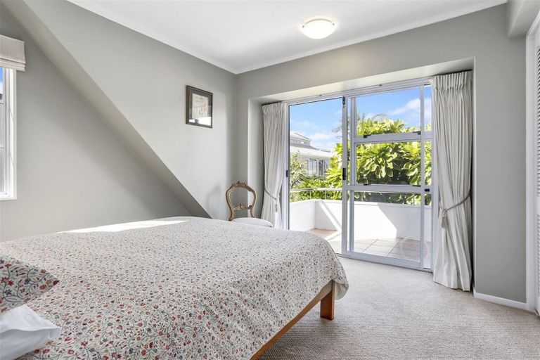 Photo of property in 3/7 Craig Road, Milford, Auckland, 0620