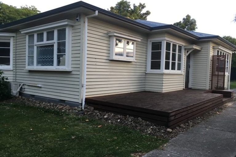 Photo of property in 16 Grange Street, Hillsborough, Christchurch, 8022