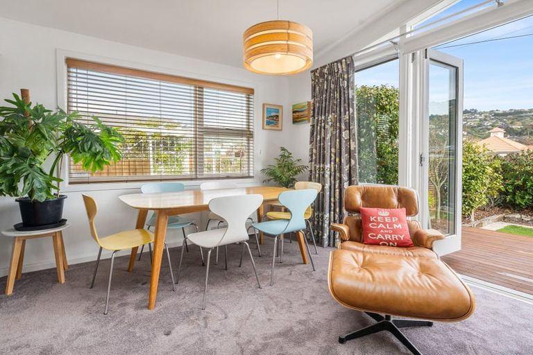 Photo of property in 71 Main Road, Redcliffs, Christchurch, 8081