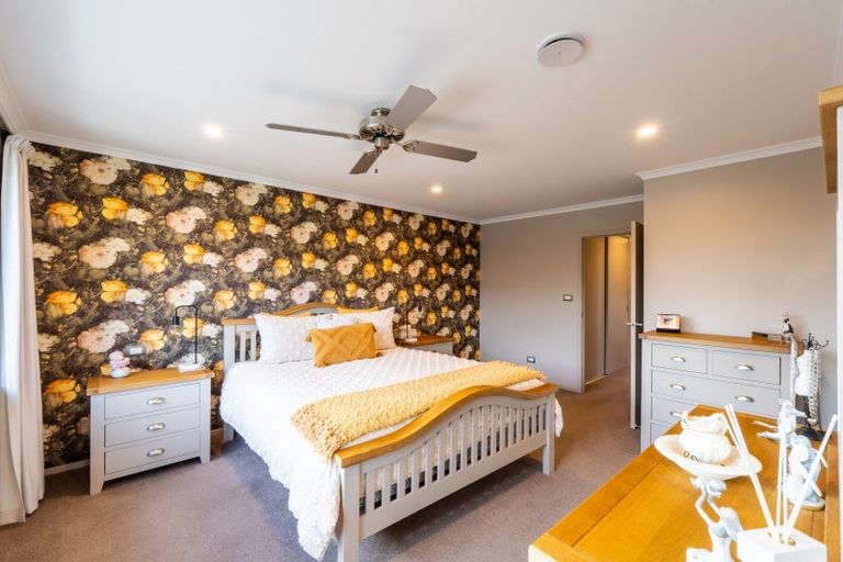 Photo of property in 65 Oteramika Road, Rockdale, Invercargill, 9812