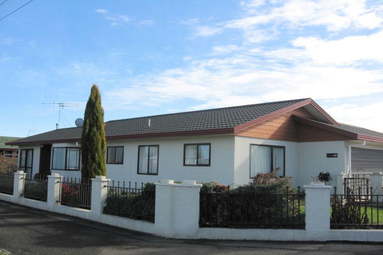 Photo of property in 23 Kent Street, Levin, 5510