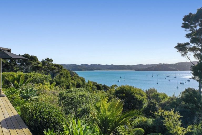 Photo of property in 10 Paine Brown Way, Russell, 0272