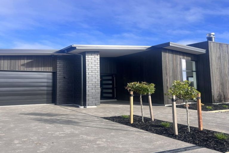 Photo of property in 82 Clark Road, Hobsonville, Auckland, 0616