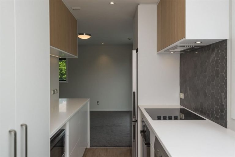 Photo of property in 301/18 Carlton Mill Road, Merivale, Christchurch, 8014