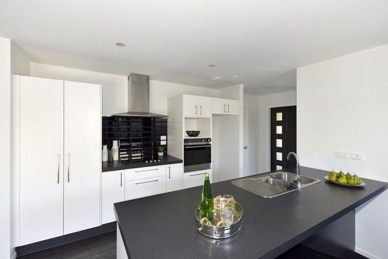 Photo of property in 20 Makawe Roa Street, Marshland, Christchurch, 8083