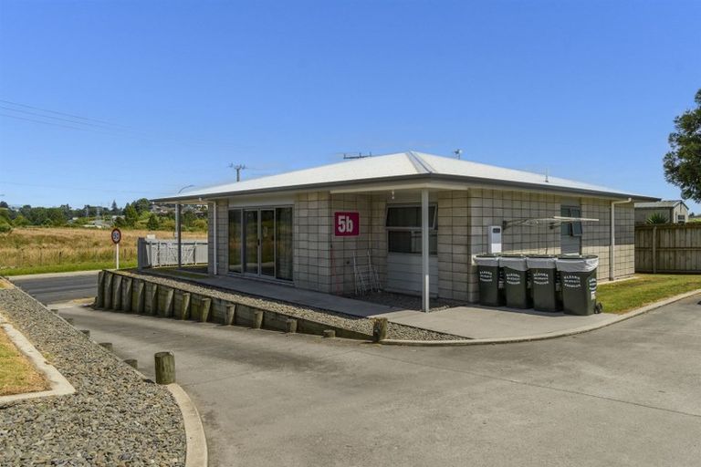 Photo of property in 3a Windermere Drive, Poike, Tauranga, 3112