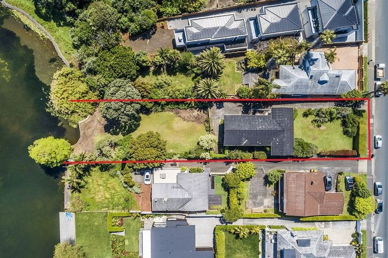 Photo of property in 310 Hurstmere Road, Takapuna, Auckland, 0622