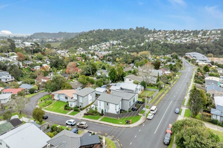 Photo of property in 74b Stanley Road, Glenfield, Auckland, 0629